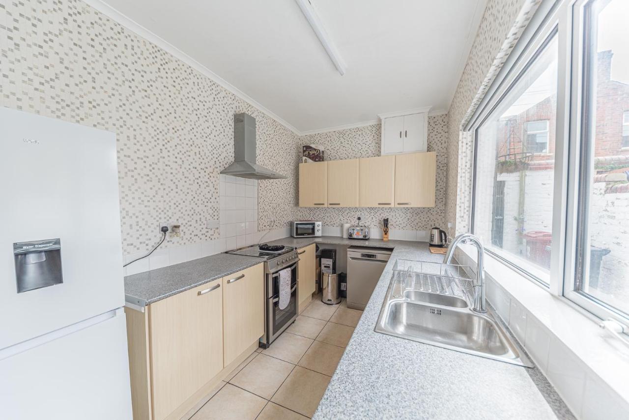 *King Bed* Luxury City Centre House 배로우인퍼니스 외부 사진